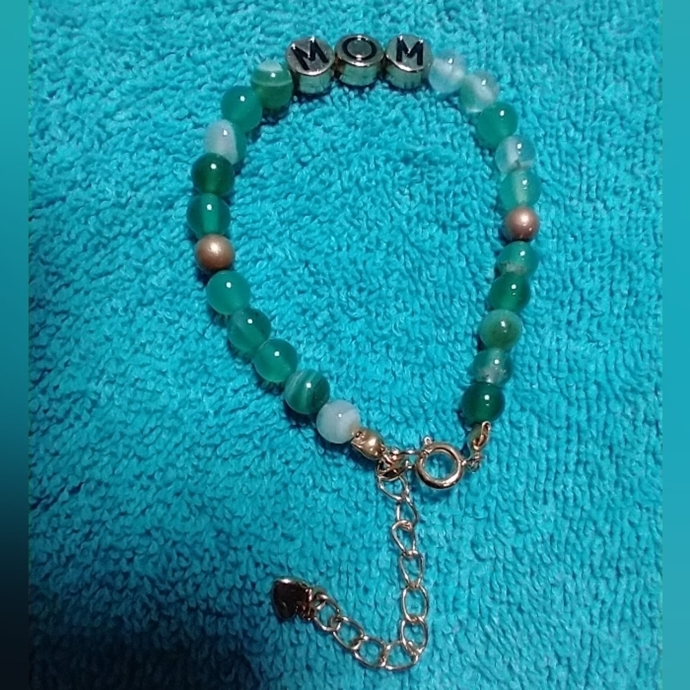 Green brass beads goldtone heart chain silvertone black mom faux jade bracelet